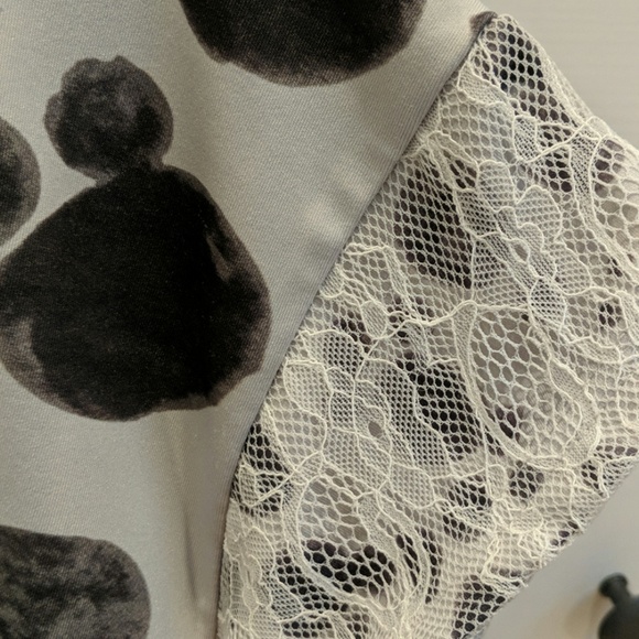 Statement Top - Picture 4 of 8